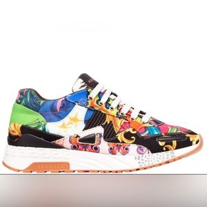 Versace Achilles Baroque Print size 42